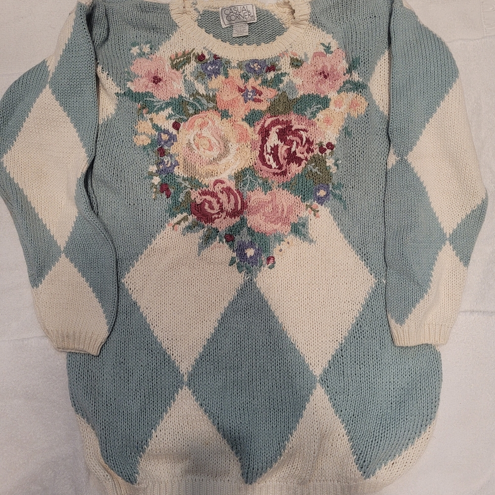 Vintage 1993 Causal Corner Tunic length sweater, Large, Creme and Seagreen.